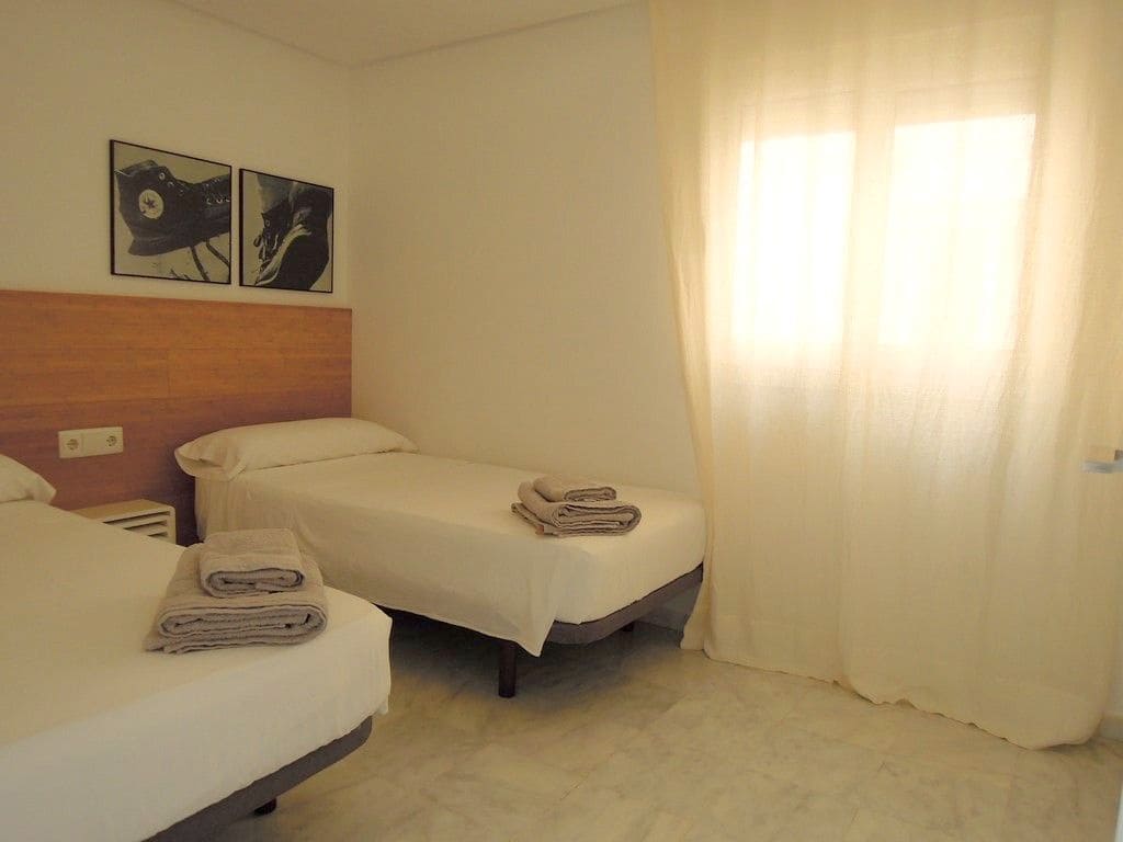 2 Zimmer Apartment zu vermieten in Altea mit Pool Garage - 1.350 € (Ref: 8838294)