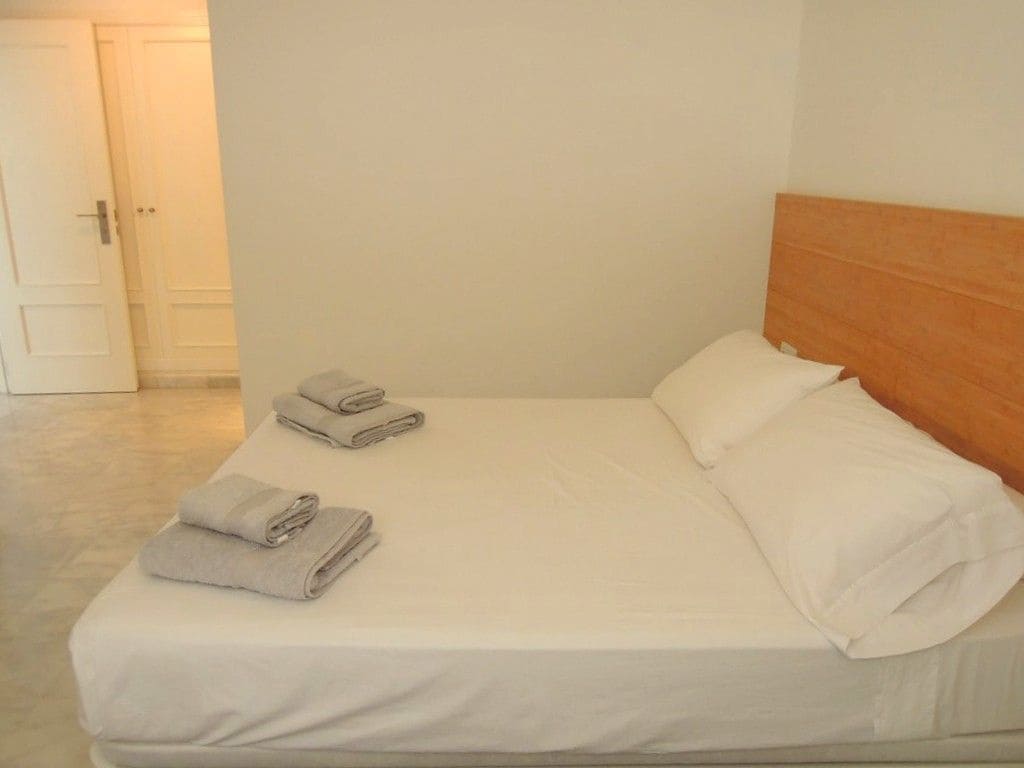 2 Zimmer Apartment zu vermieten in Altea mit Pool Garage - 1.350 € (Ref: 8838294)