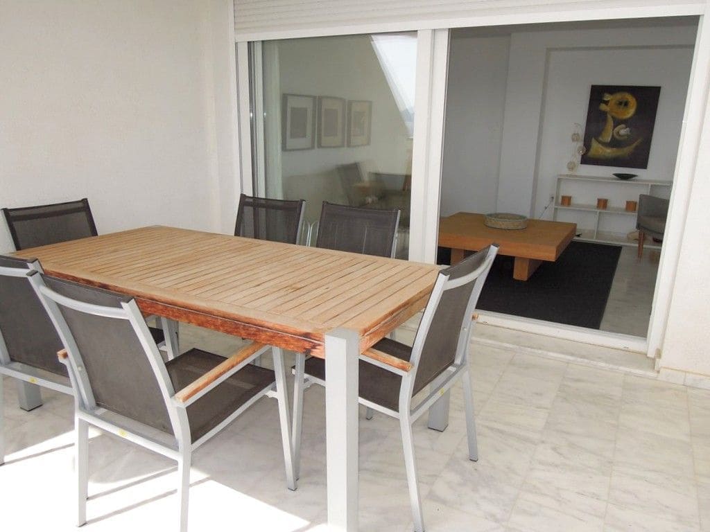 2 Zimmer Apartment zu vermieten in Altea mit Pool Garage - 1.350 € (Ref: 8838294)