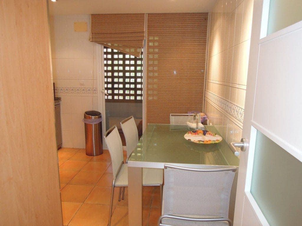 4 sovrum Lägenhet att hyra i Altea med pool garage - 1 375 € (Ref: 8859500)
