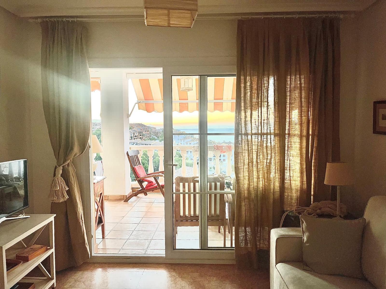 Apartamento de 2 habitaciones en Altea en alquiler con piscina garaje - 950 € (Ref: 8948545)