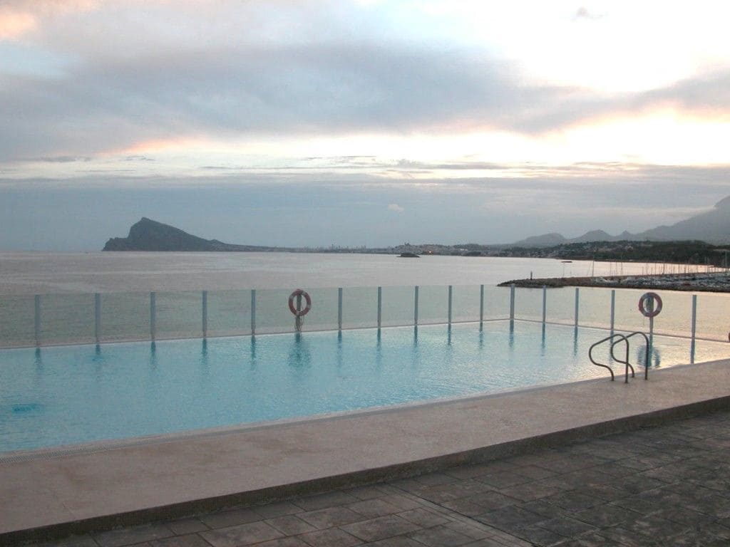 2 soveværelse Penthouse til salg i Altea med swimmingpool garage - € 795.000 (Ref: 9004637)