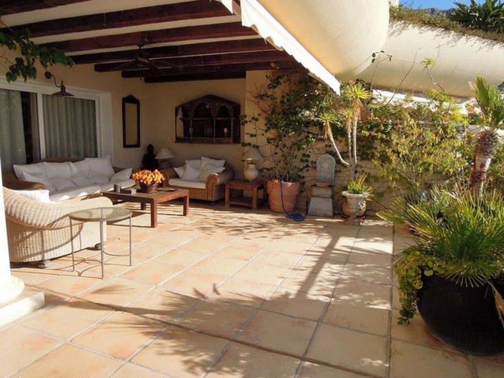 4 soveværelse Penthouse til salg i Altea med swimmingpool garage - € 850.000 (Ref: 9029240)