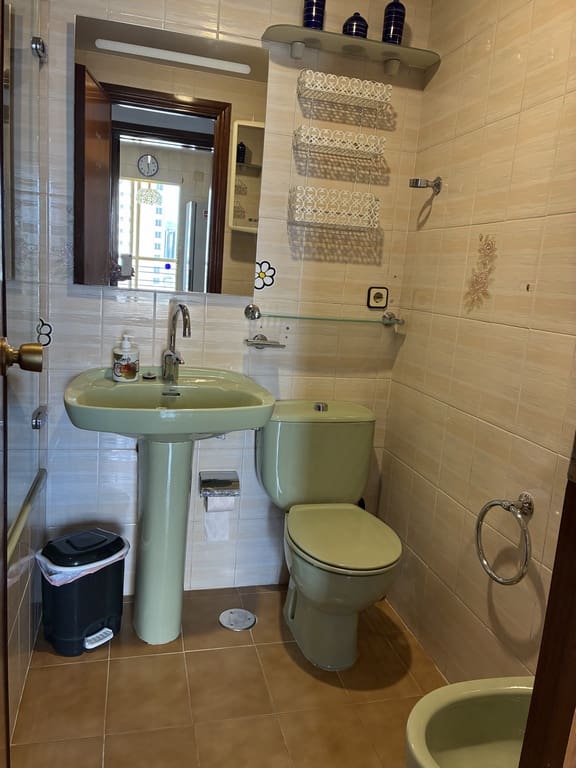 2 soveværelse Lejlighed til leje i Benidorm med swimmingpool garage - € 1.350 (Ref: 9038305)