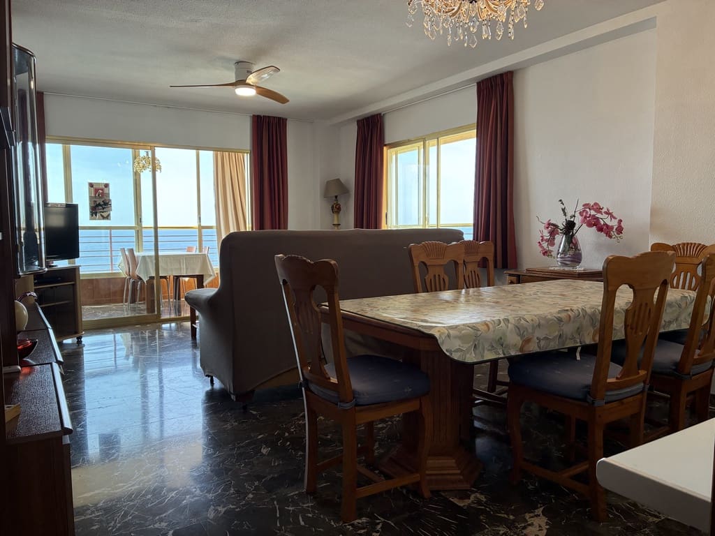 2 soveværelse Lejlighed til leje i Benidorm med swimmingpool garage - € 1.350 (Ref: 9038305)