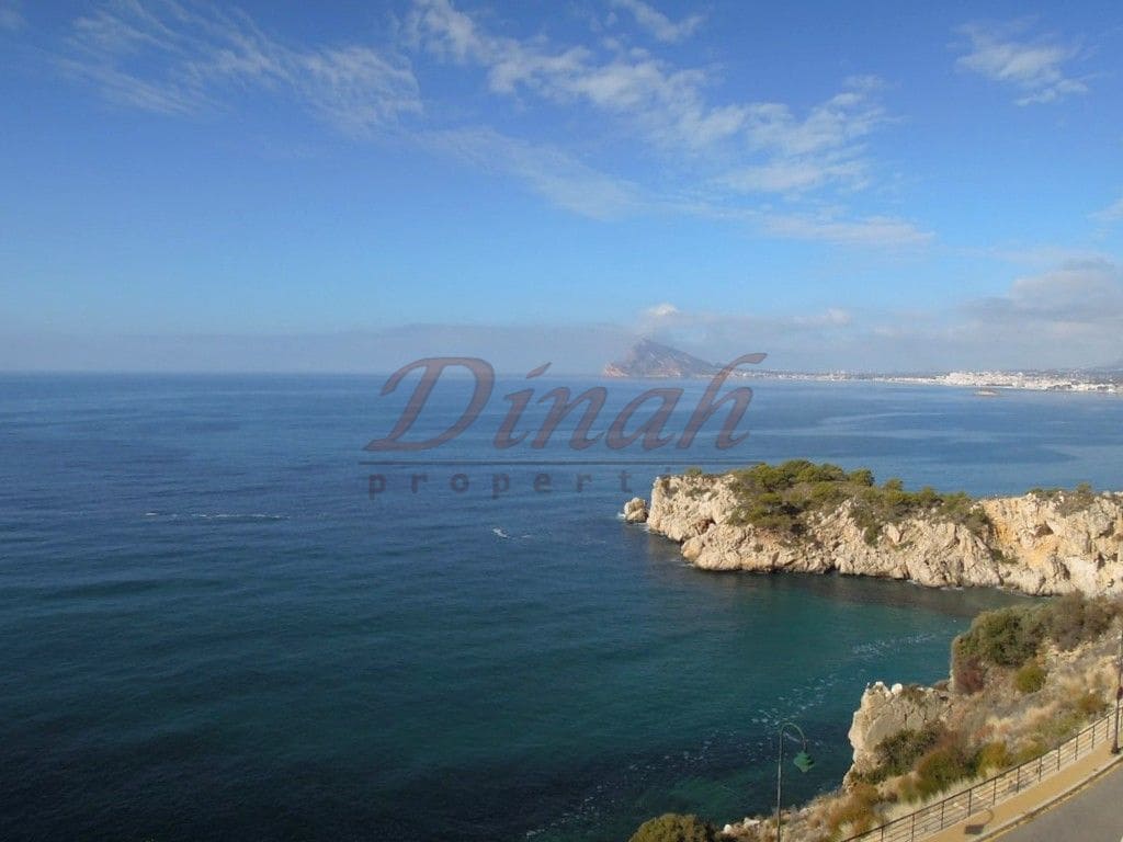 3 bedroom Apartment for sale in Altea with pool garage - € 650,000 (Ref: 9113788)