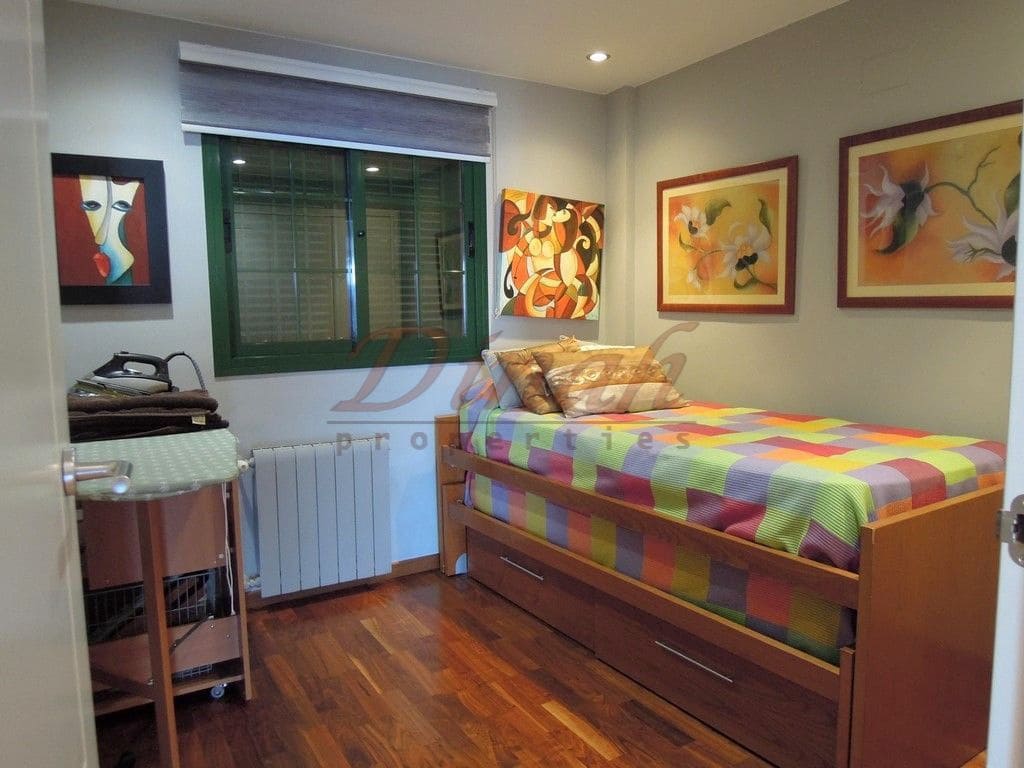 3 bedroom Apartment for sale in Altea with pool garage - € 650,000 (Ref: 9113788)