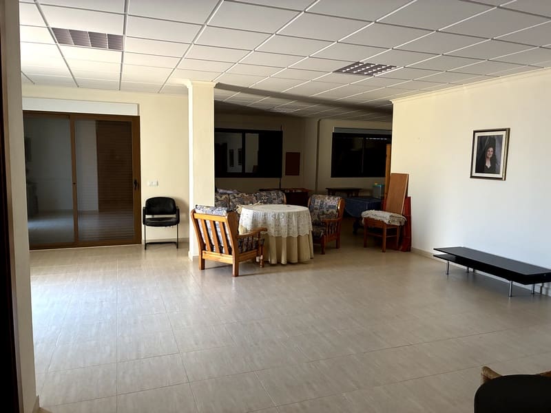 6 bedroom Villa for sale in Altea with pool garage - € 2,000,000 (Ref: 9142604)