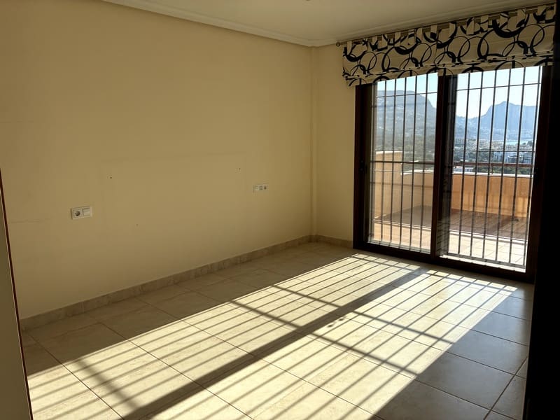 6 bedroom Villa for sale in Altea with pool garage - € 2,000,000 (Ref: 9142604)