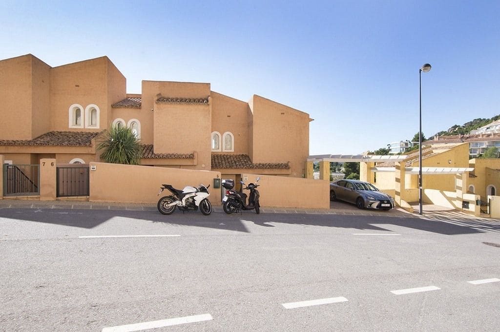 3 bedroom Bungalow for sale in Altea with pool garage - € 367,500 (Ref: 9145200)