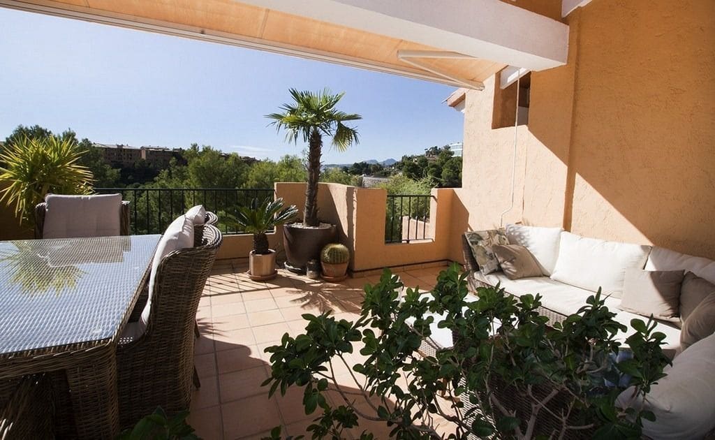 3 bedroom Bungalow for sale in Altea with pool garage - € 367,500 (Ref: 9145200)