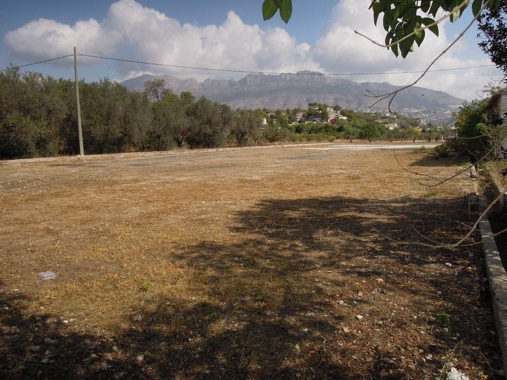 Undeveloped Land for sale in Altea - € 1,200,000 (Ref: 9145208)