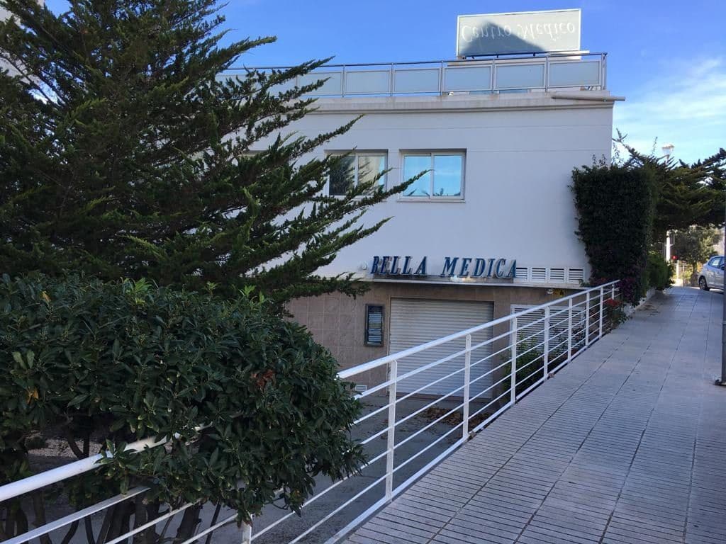 7 chambre Local Commercial à vendre à Altea - 900 000 € (Ref: 9145209)