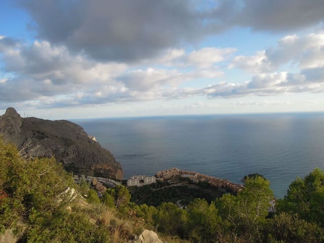Undeveloped Land for sale in Altea - € 1,150,000 (Ref: 9146722)