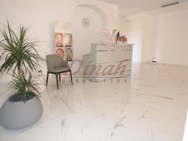 1 bedroom Commercial for sale in Altea with garage - € 400,000 (Ref: 9146724)