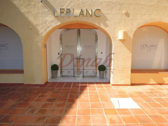 1 bedroom Commercial for sale in Altea with garage - € 400,000 (Ref: 9146724)