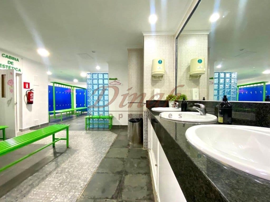 Commercial for sale in Altea - € 787,500 (Ref: 9146725)