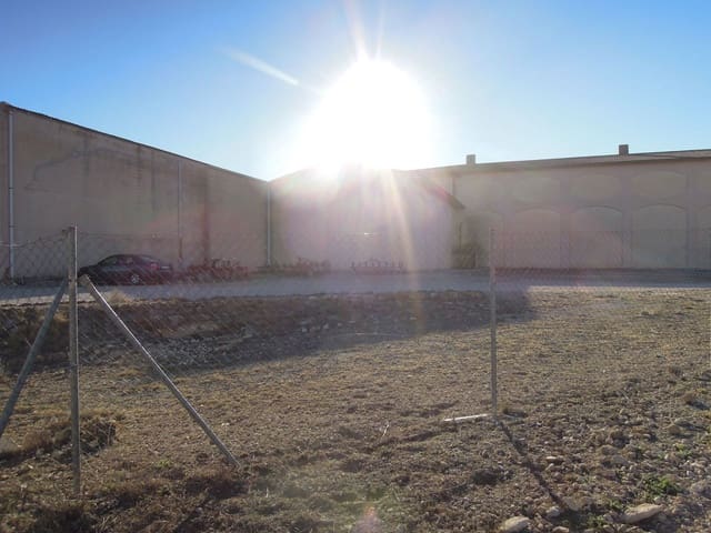 Commercial for sale in Villena - € 3,000,000 (Ref: 9165477)