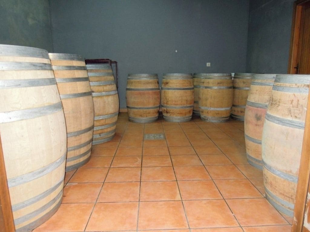 Kommersiell til salgs i Albacete by med garasje - € 1 500 000 (Ref: 9165478)