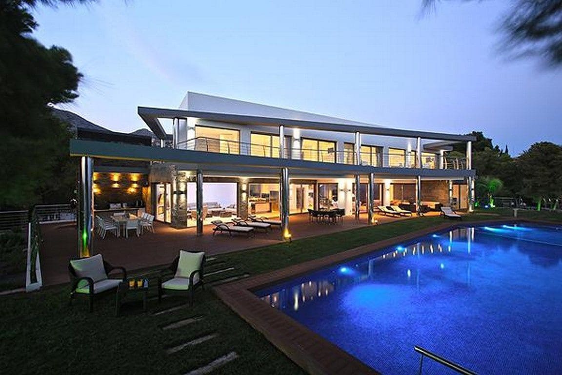 6 bedroom Villa for sale in Altea with pool garage - € 6,300,000 (Ref: 9169295)