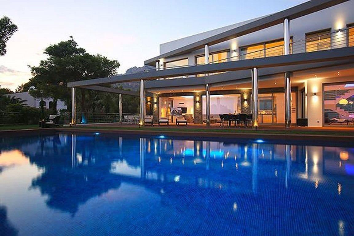 6 bedroom Villa for sale in Altea with pool garage - € 6,300,000 (Ref: 9169295)
