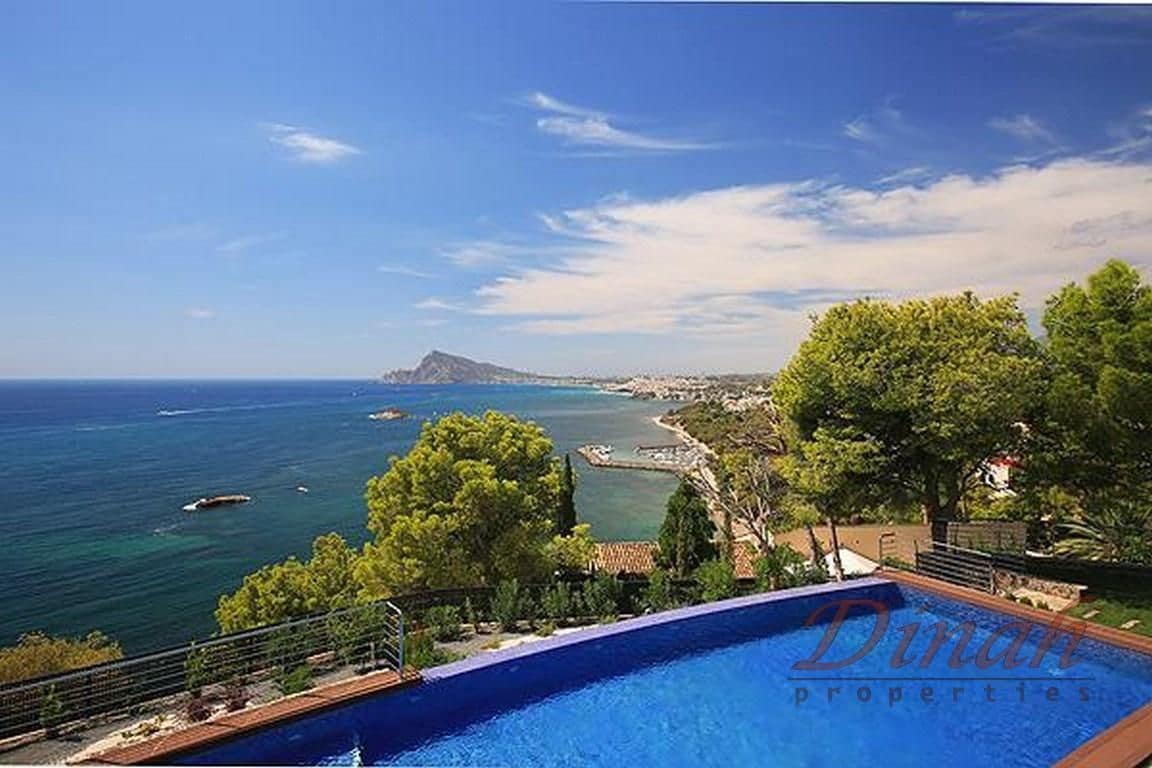 6 makuuhuone Huvila myytävänä paikassa Altea mukana uima-altaan 
autotalli - 6 300 000 € (Ref: 9169295)