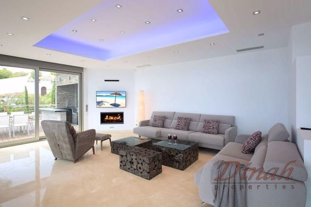 6 sypialnia Willa na sprzedaż w Altea z basenem garażem - 6 300 000 € (Ref: 9169295)