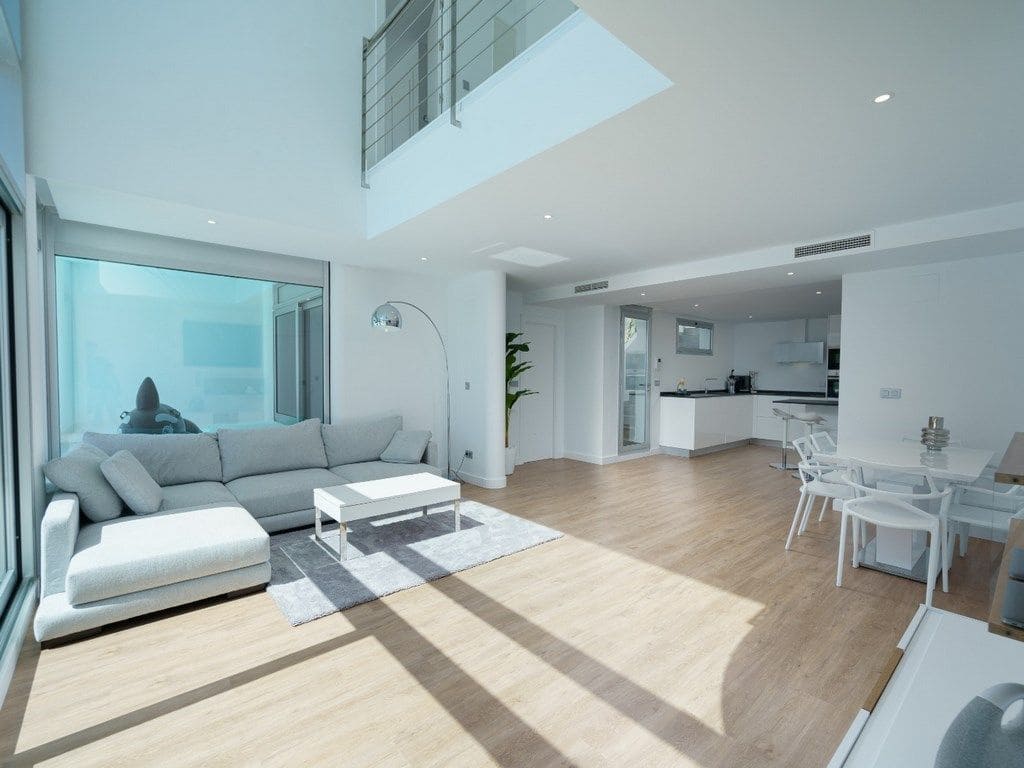 5 Zimmer Villa zu verkaufen in Altea mit Garage - 890.000 € (Ref: 9169296)