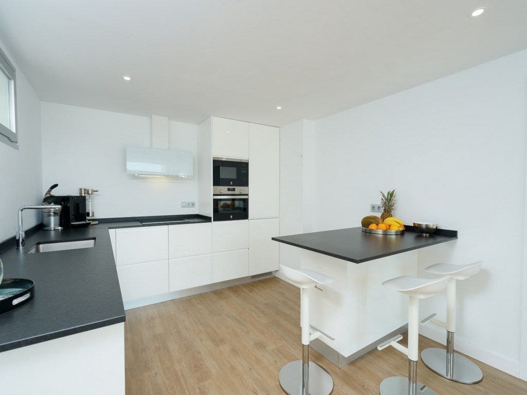 5 Zimmer Villa zu verkaufen in Altea mit Garage - 890.000 € (Ref: 9169296)