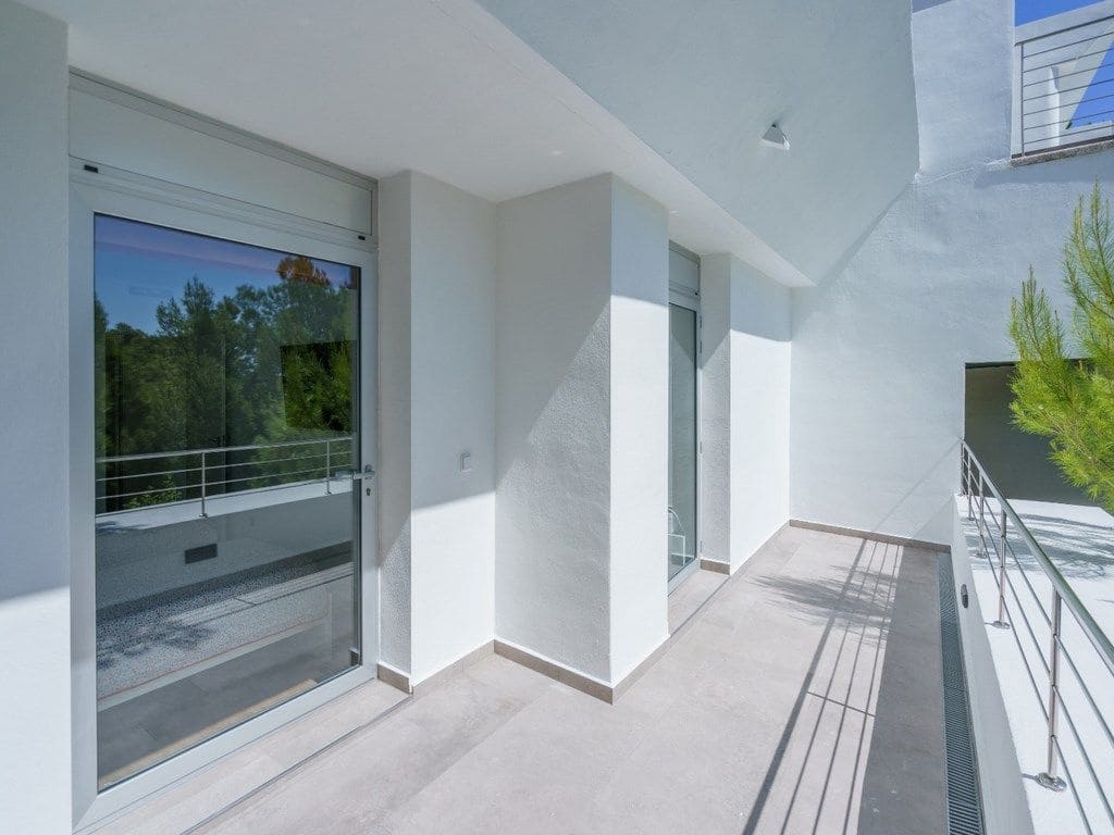 5 Zimmer Villa zu verkaufen in Altea mit Garage - 890.000 € (Ref: 9169296)