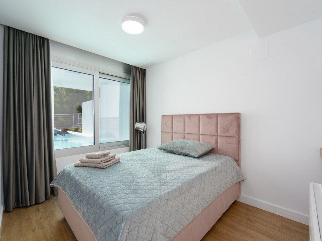 5 Zimmer Villa zu verkaufen in Altea mit Garage - 890.000 € (Ref: 9169296)