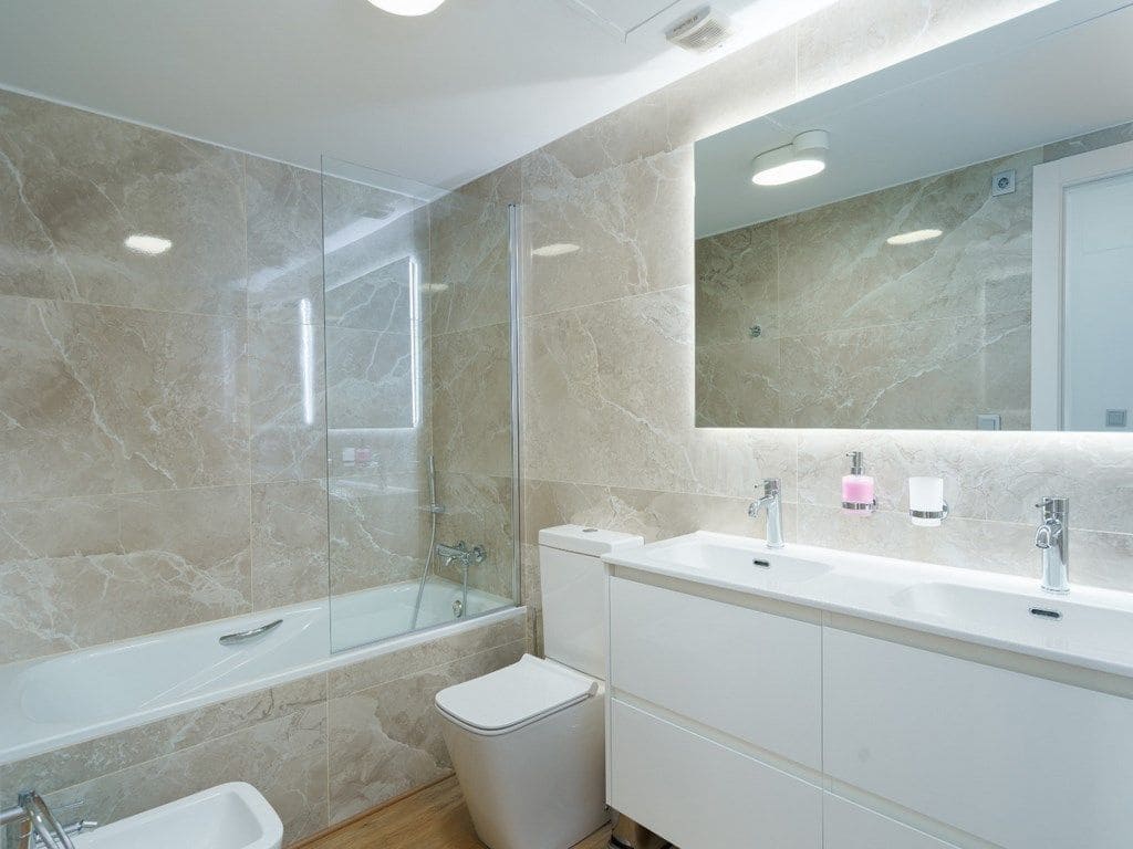 5 Zimmer Villa zu verkaufen in Altea mit Garage - 890.000 € (Ref: 9169296)