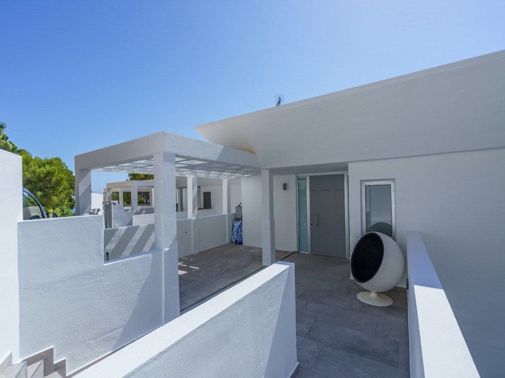 5 Zimmer Villa zu verkaufen in Altea mit Garage - 890.000 € (Ref: 9169296)