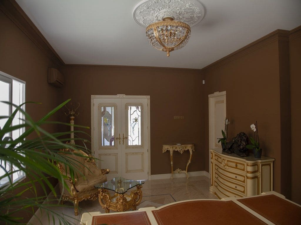 5 bedroom Villa for sale in Altea with pool garage - € 3,990,000 (Ref: 9169298)