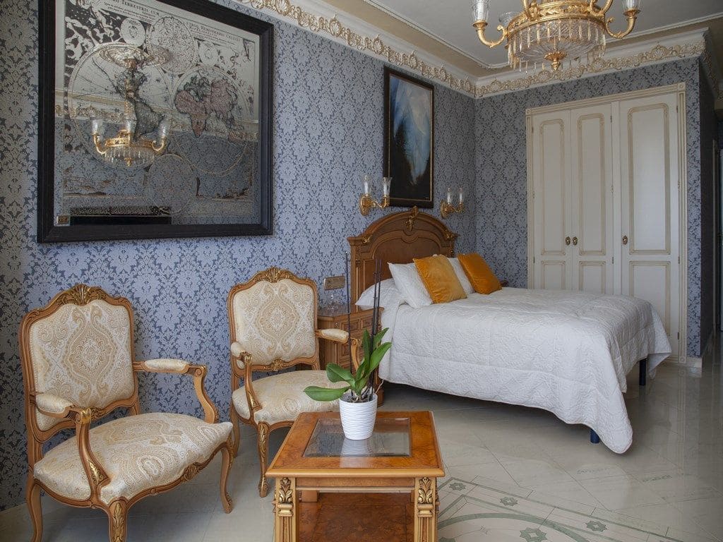 5 bedroom Villa for sale in Altea with pool garage - € 3,990,000 (Ref: 9169298)