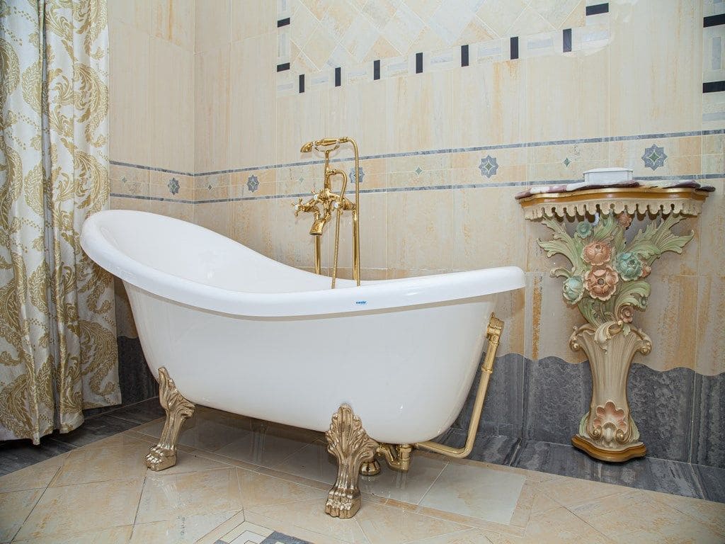 5 bedroom Villa for sale in Altea with pool garage - € 3,990,000 (Ref: 9169298)