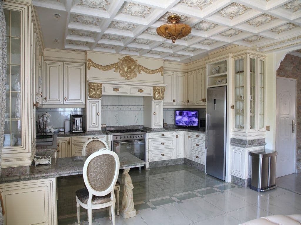 5 bedroom Villa for sale in Altea with pool garage - € 3,990,000 (Ref: 9169298)