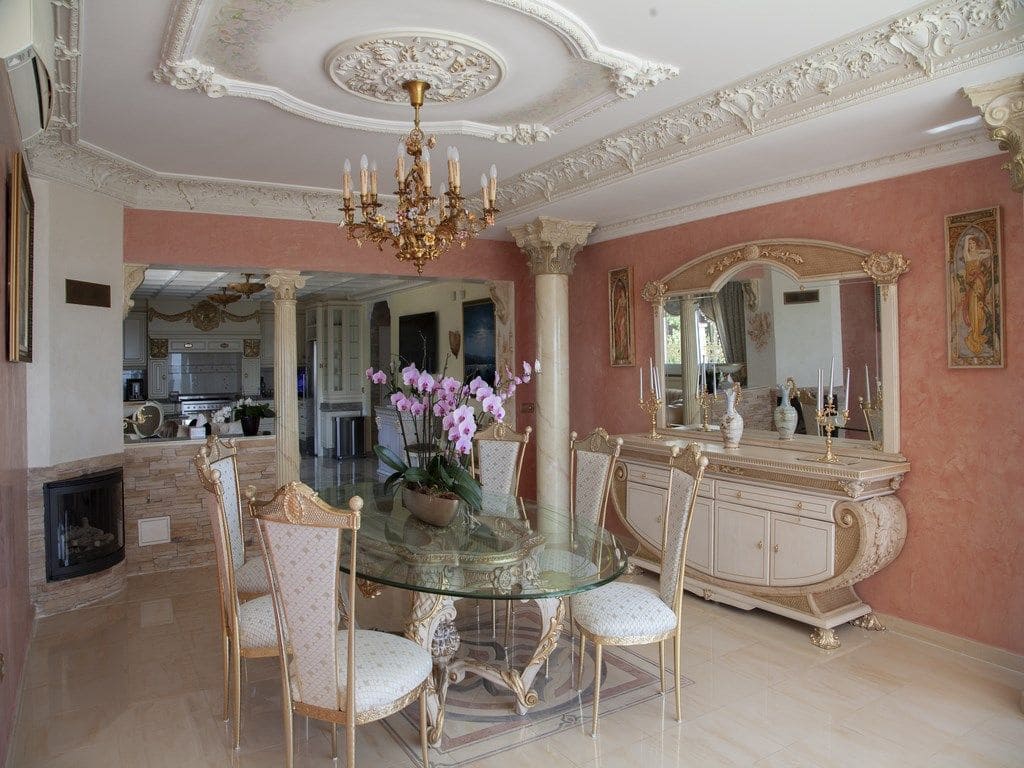 5 bedroom Villa for sale in Altea with pool garage - € 3,990,000 (Ref: 9169298)