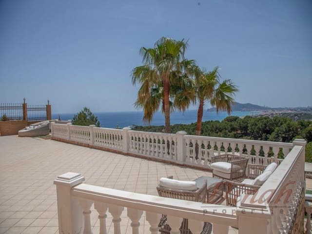 5 sypialnia Willa na sprzedaż w Altea z basenem garażem - 3 990 000 € (Ref: 9169298)