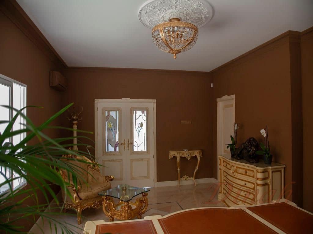 5 bedroom Villa for sale in Altea with pool garage - € 3,990,000 (Ref: 9169298)