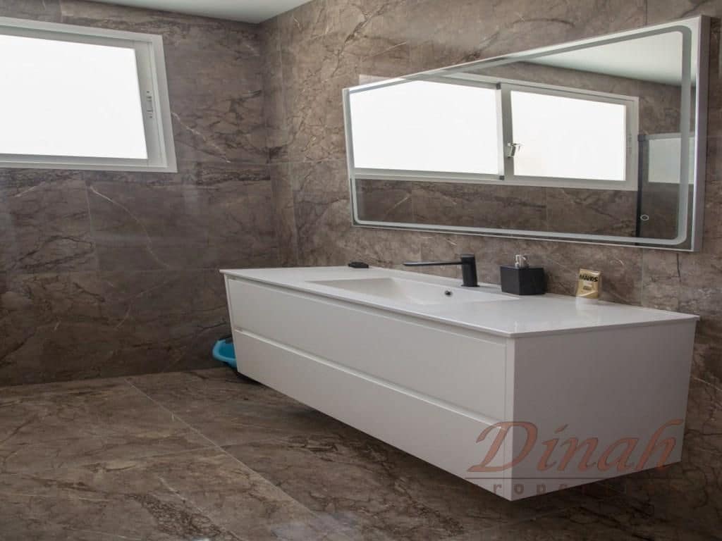5 bedroom Villa for sale in Altea with pool garage - € 3,990,000 (Ref: 9169298)