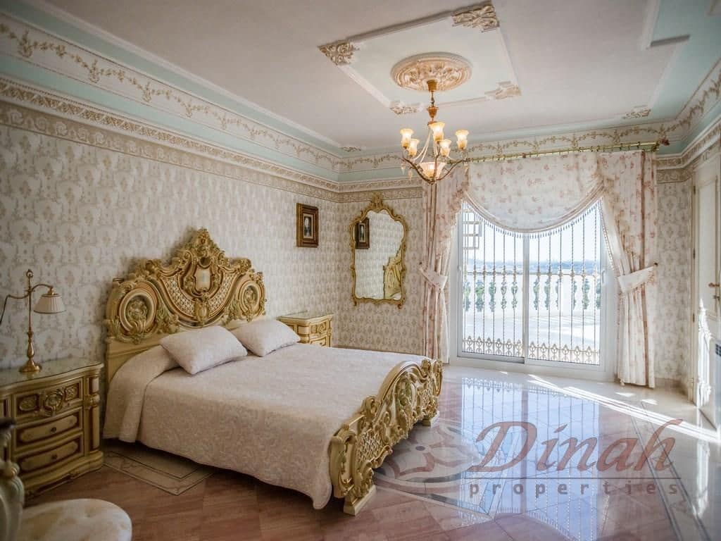 5 bedroom Villa for sale in Altea with pool garage - € 3,990,000 (Ref: 9169298)