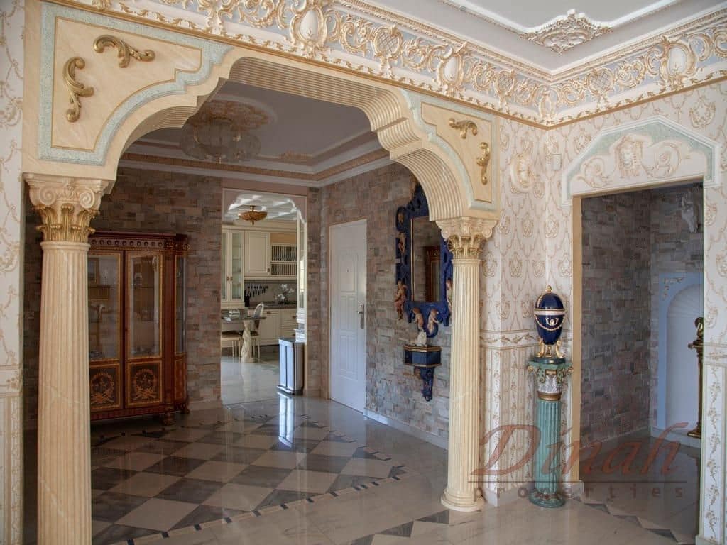 5 bedroom Villa for sale in Altea with pool garage - € 3,990,000 (Ref: 9169298)
