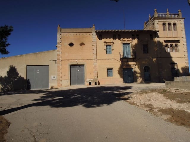 6 Zimmer Villa zu verkaufen in Villena mit Garage - 700.000 € (Ref: 9169301)