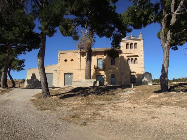 6 Zimmer Villa zu verkaufen in Villena mit Garage - 700.000 € (Ref: 9169301)