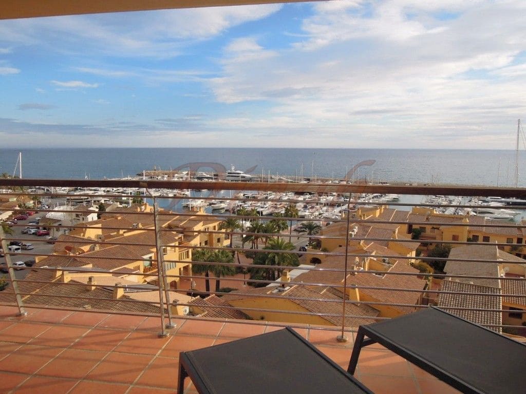 2 bedroom Apartment for sale in Altea with pool garage - € 305,000 (Ref: 9183250)