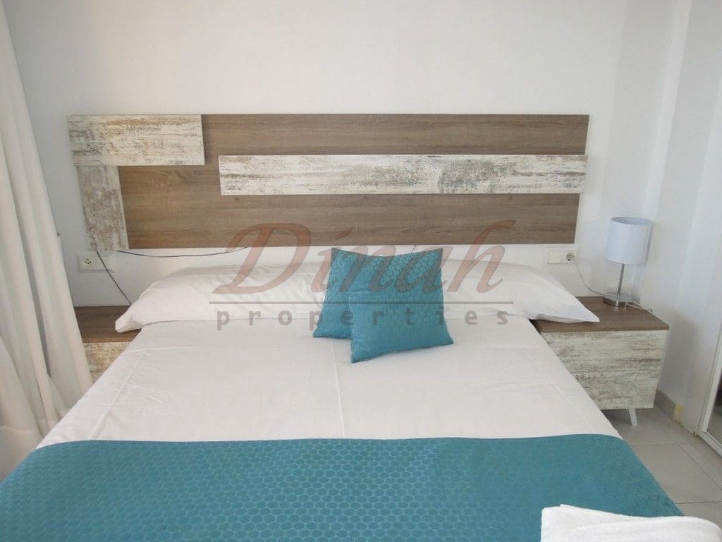 2 bedroom Apartment for sale in Altea with pool garage - € 305,000 (Ref: 9183250)