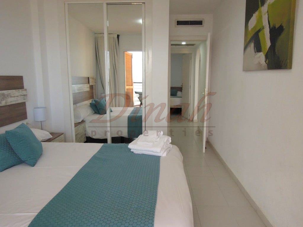 2 bedroom Apartment for sale in Altea with pool garage - € 305,000 (Ref: 9183250)