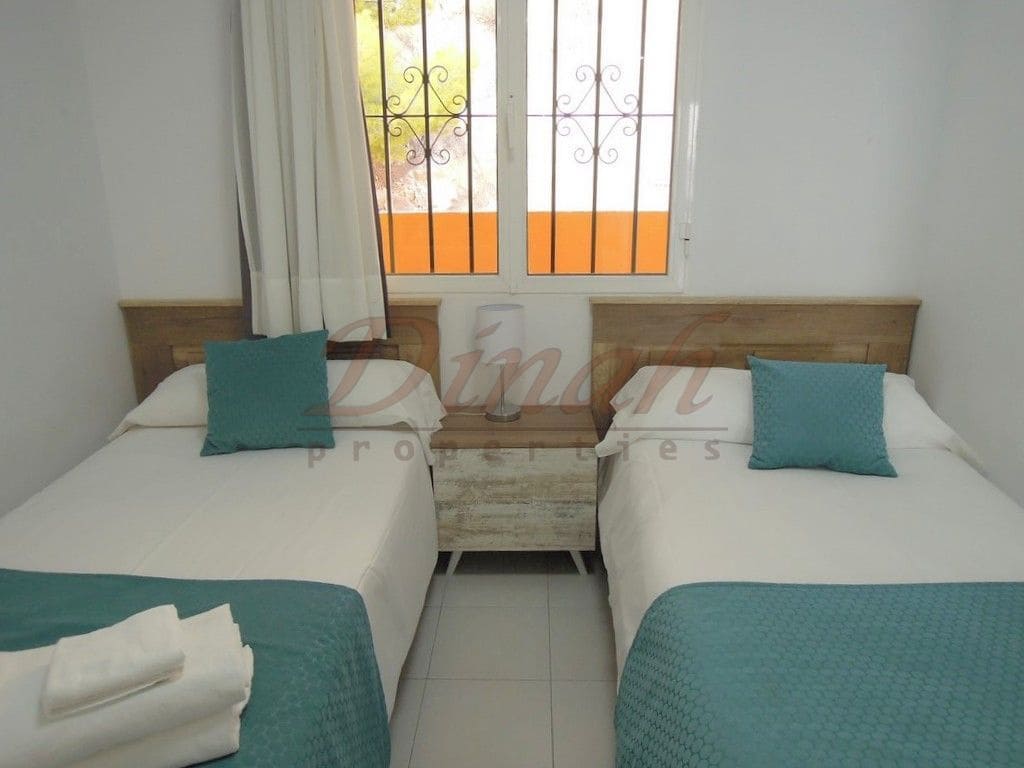 2 bedroom Apartment for sale in Altea with pool garage - € 305,000 (Ref: 9183250)