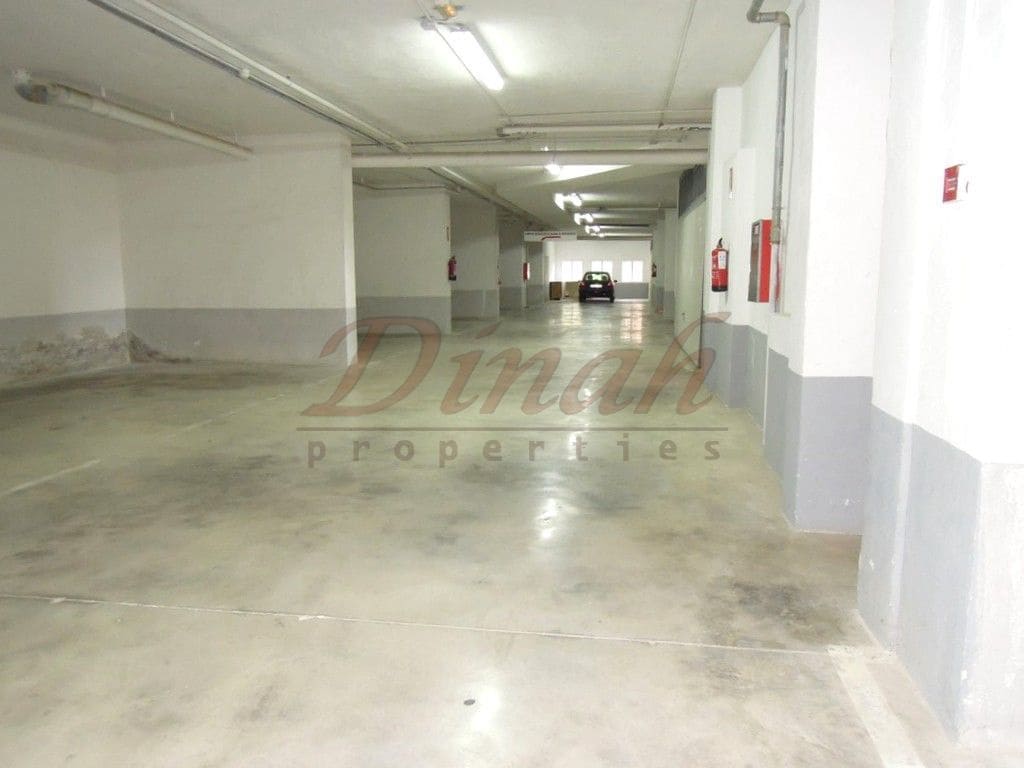 2 bedroom Apartment for sale in Altea with pool garage - € 305,000 (Ref: 9183250)